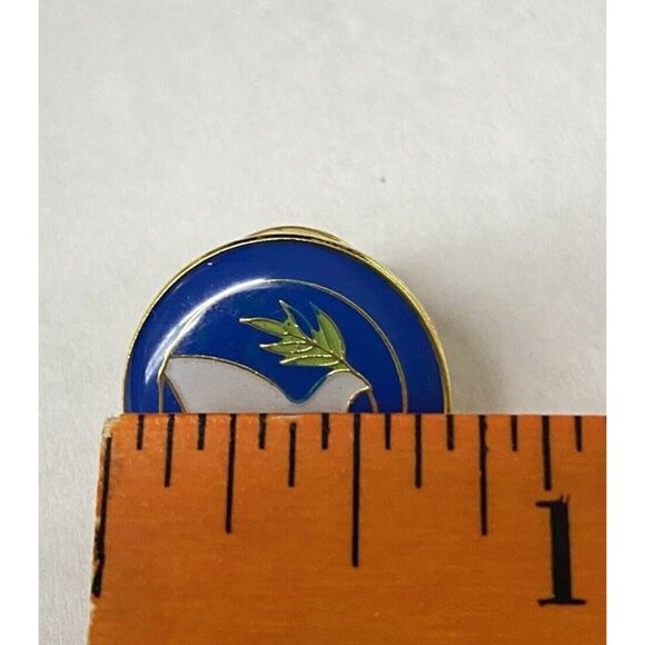 Issac White Peace Dove Branch In Beak Blue Lapel Pin Zechovoy Vintage - Picture 5 of 6